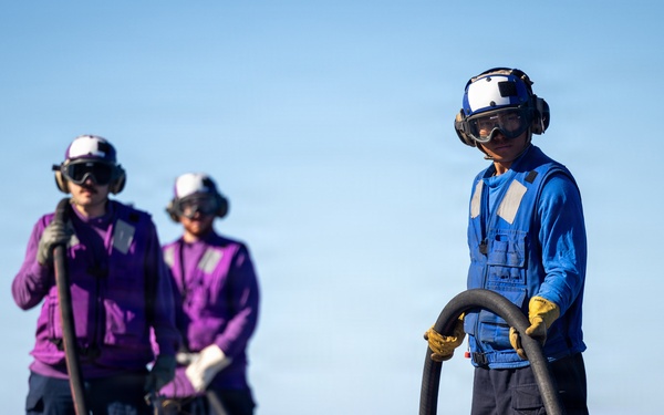 11th MEU Sailors Conduct Deck Landing Qualifications