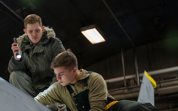 35th MXG Airmen keep the mission moving