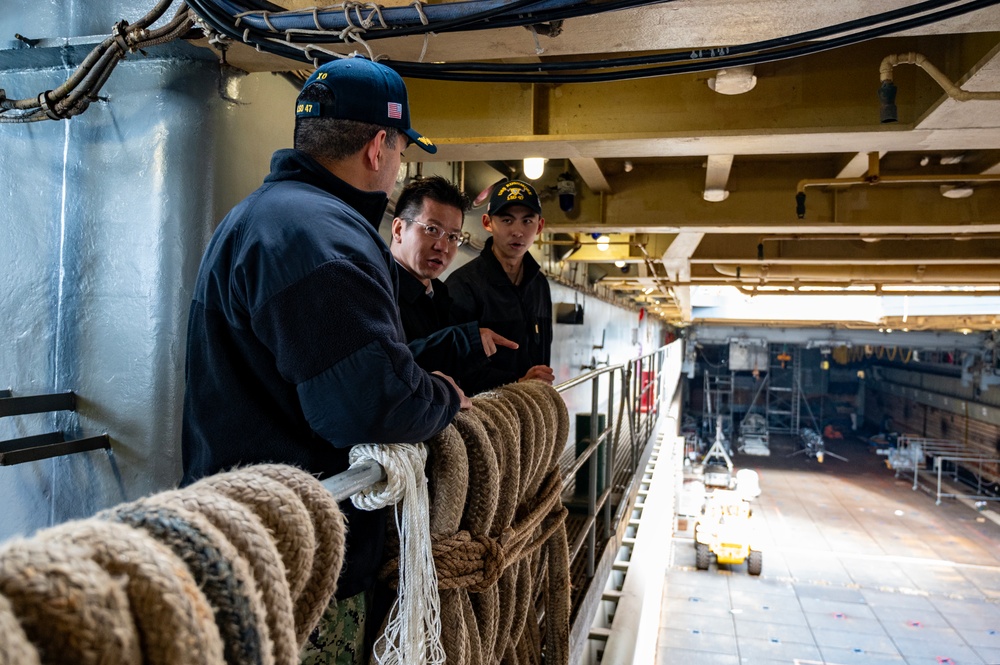 Japan Ministry of Foreign Affairs, North American Affairs Bureau, Status of Forces Agreement (SOFA) Division Director Sunao Takao Visits CFAS