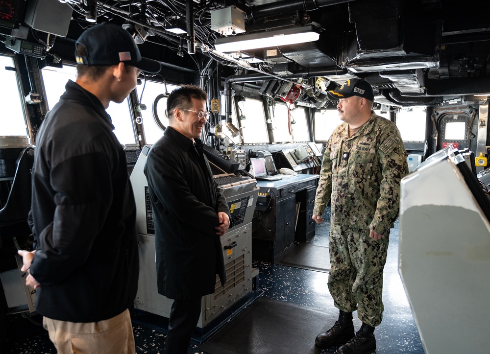 Japan Ministry of Foreign Affairs, North American Affairs Bureau, Status of Forces Agreement (SOFA) Division Director Sunao Takao Visits CFAS