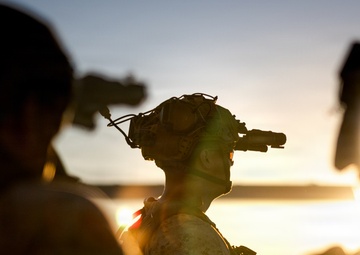 11th MEU Marines, Sailors, Pull into Port Aboard USS Comstock