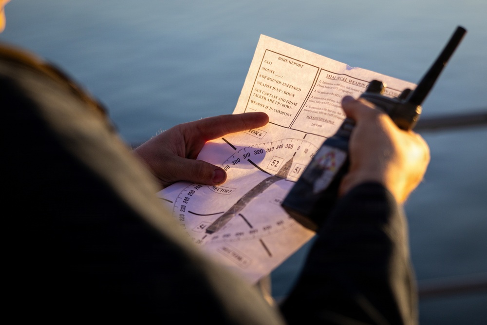 11th MEU Marines, Sailors, Pull into Port Aboard USS Comstock