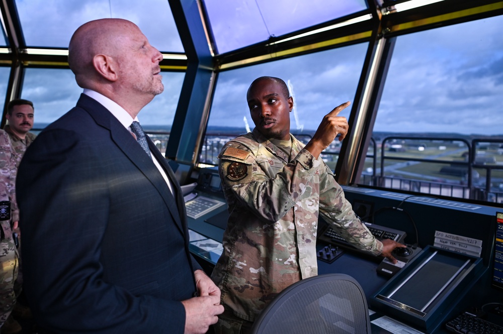 U.S. Consul General visits Spangdahlem Air Base