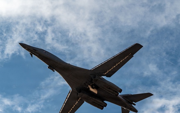 WSINT 25-B take offs