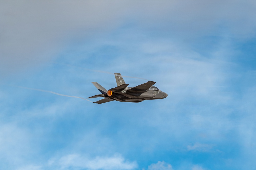 WSINT 25-B take offs