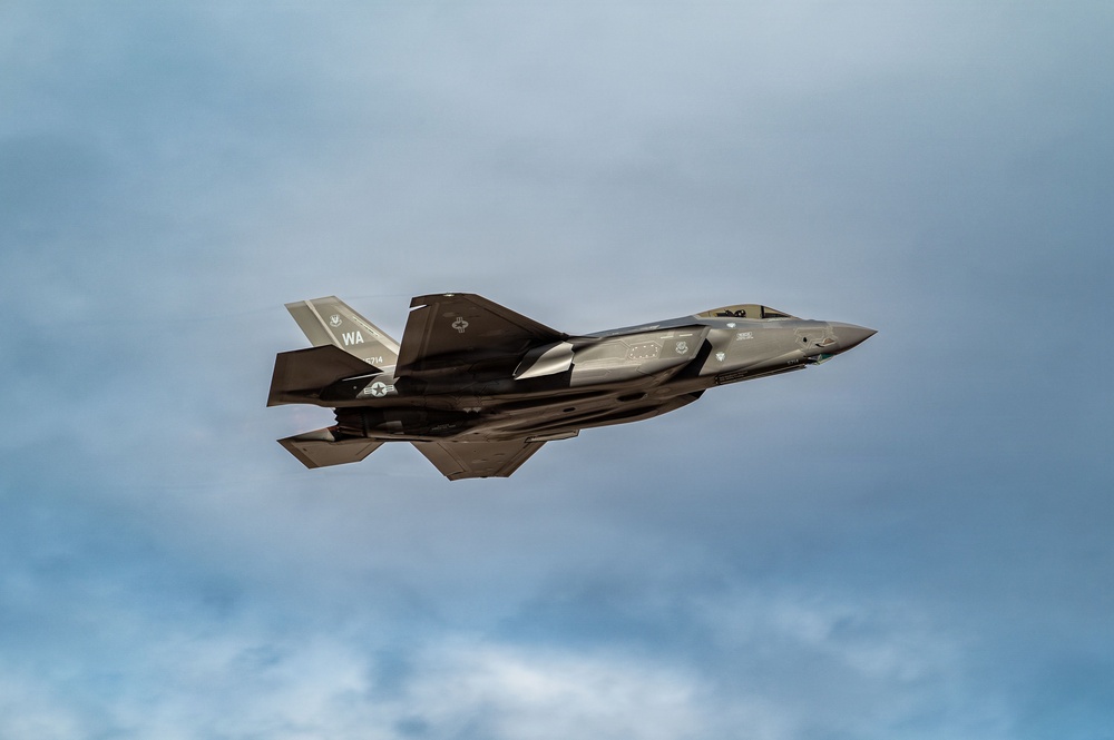 WSINT 25-B take offs