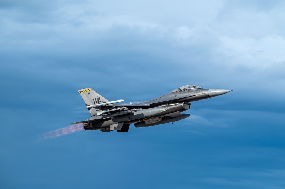 WSINT 25-B take offs