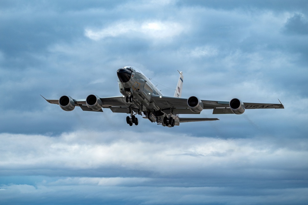 WSINT 25-B take offs