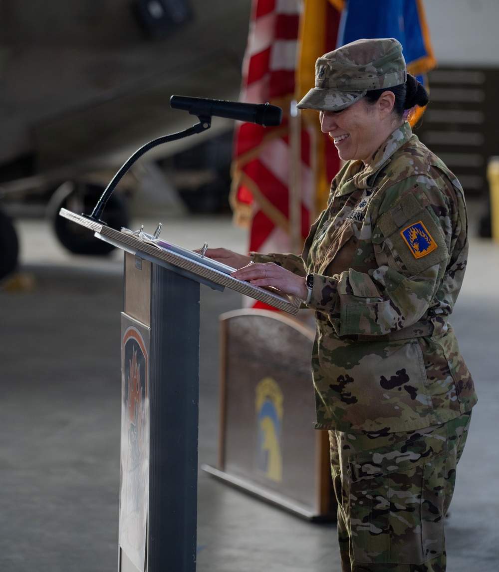 Bravo Company 1-214th General Support Aviation Battalion conducts change of command