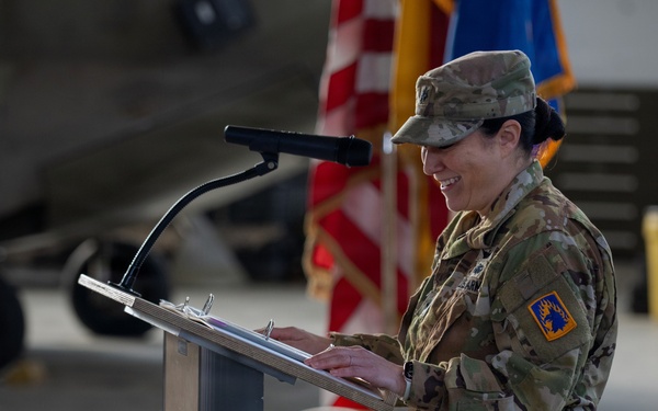 Bravo Company 1-214th General Support Aviation Battalion conducts change of command