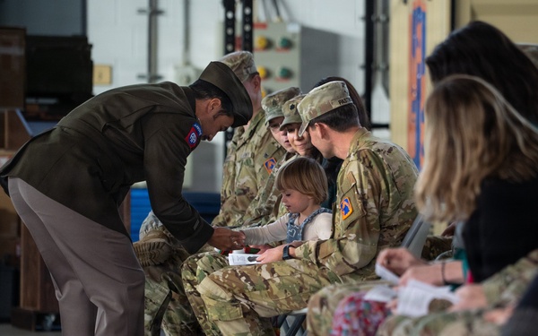 Bravo Company 1-214th General Support Aviation Battalion conducts change of command