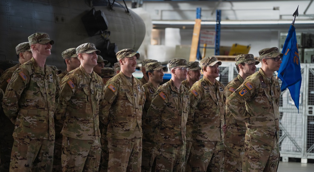 Bravo Company 1-214th General Support Aviation Battalion conducts change of command