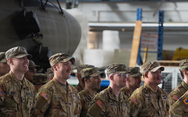 Bravo Company 1-214th General Support Aviation Battalion conducts change of command