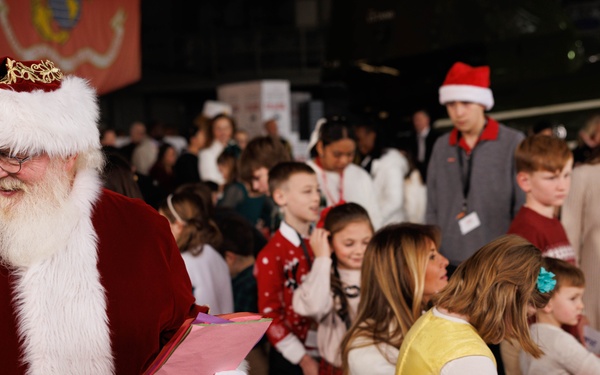 First Lady Melania Trump visits Quantico