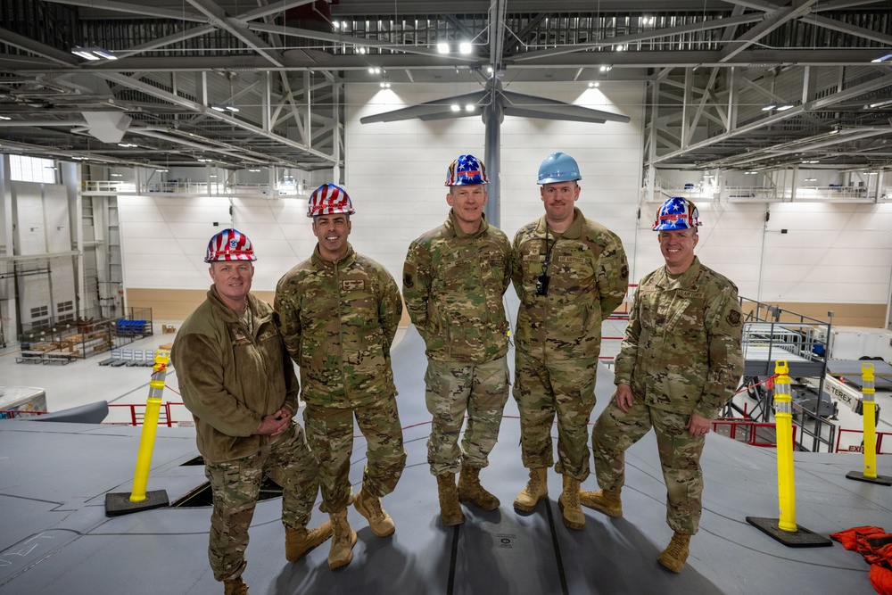 21st AF, USAFEC command team receives 436th AW immersion