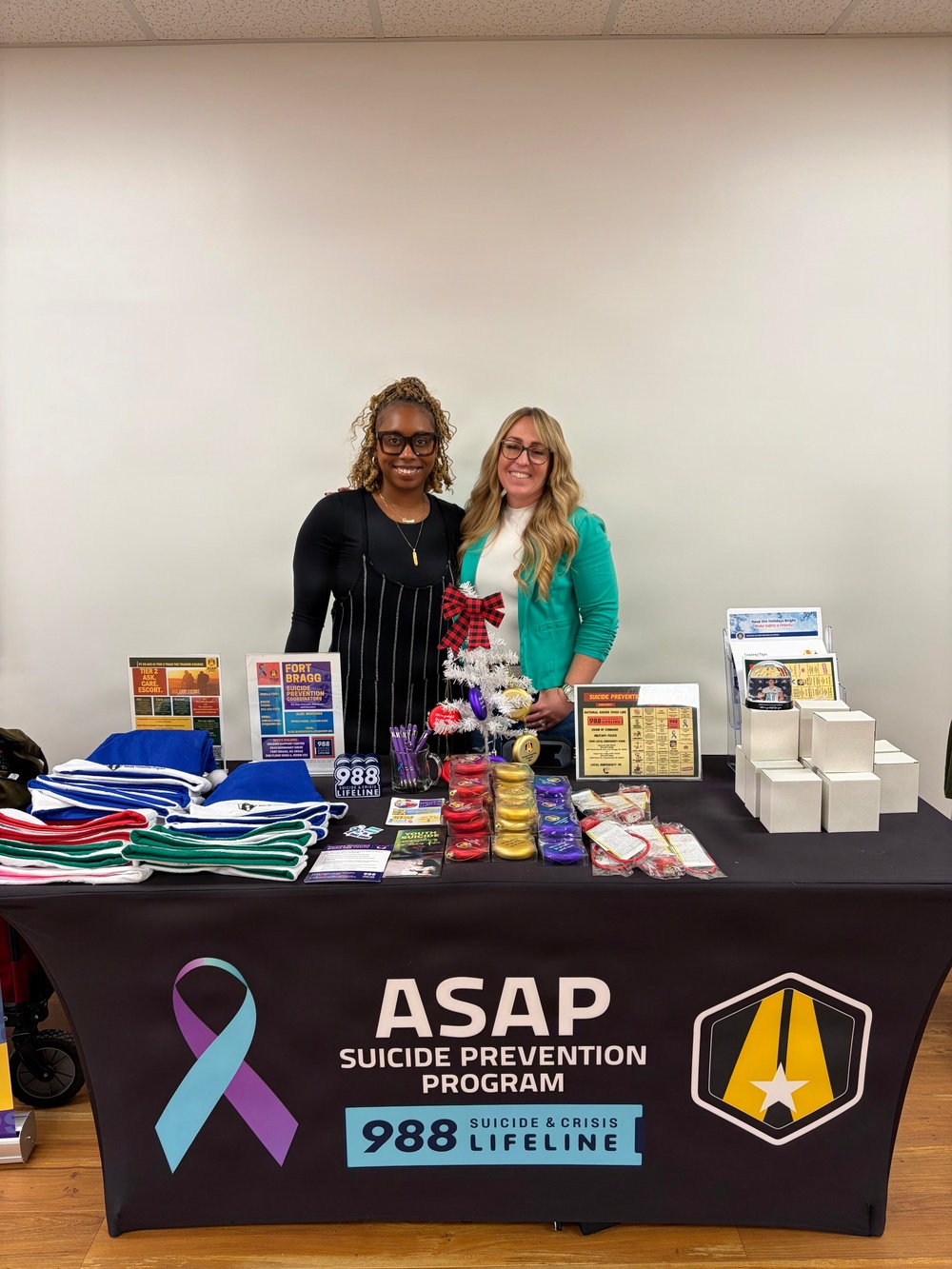 Snow Globe of Hope Event Provides Support to Fort Bragg Soldiers During the Holiday Season