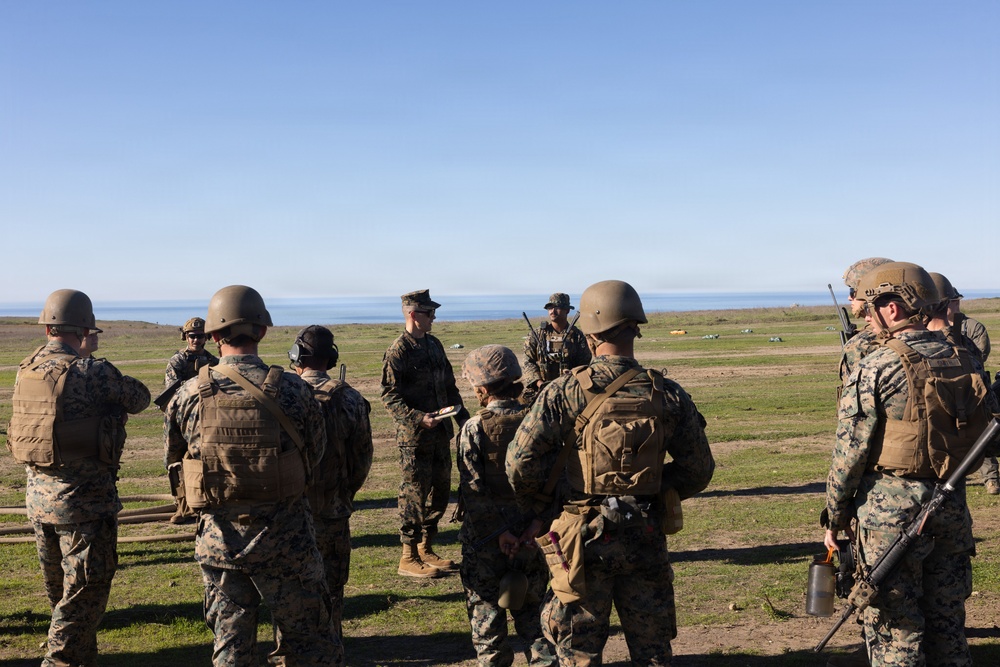 Steel Knight 25: Aces conduct forward refueling