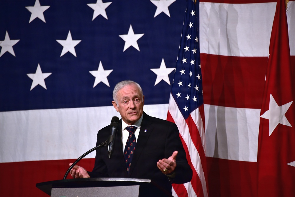 SMDC lead civilian speaks at Redstone Update