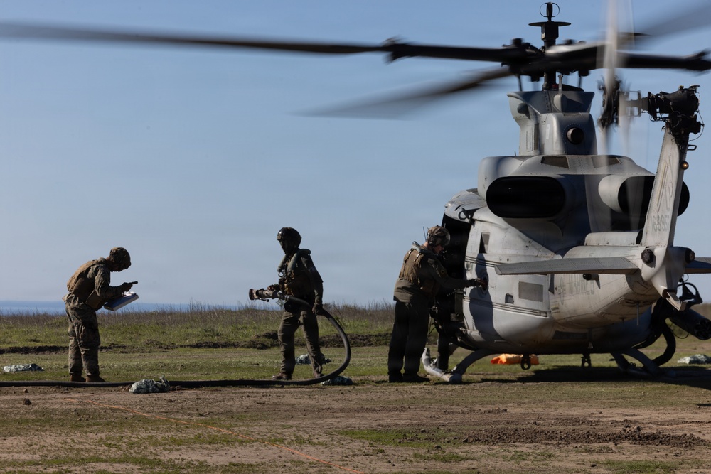 Steel Knight 25: Aces conduct forward refueling