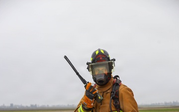 Steel Knight 25: MWSS-372 ARFF conducts simulated casualty drill at Mather node