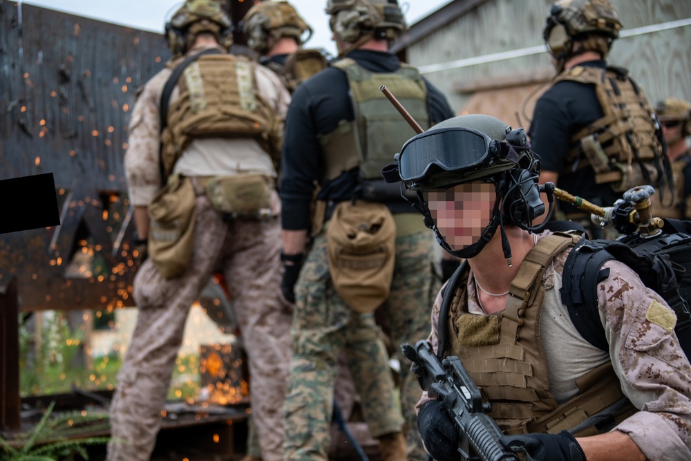 Methods of Entry School Breacher Course