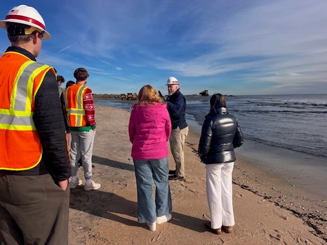 USACE performs Community Outreach at Carolina Beach
