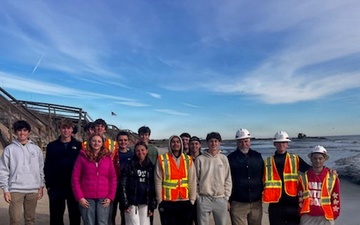 USACE performs Community Outreach at Carolina Beach