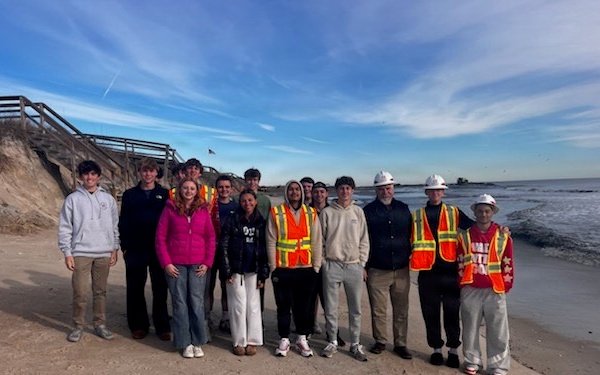 USACE performs Community Outreach at Carolina Beach