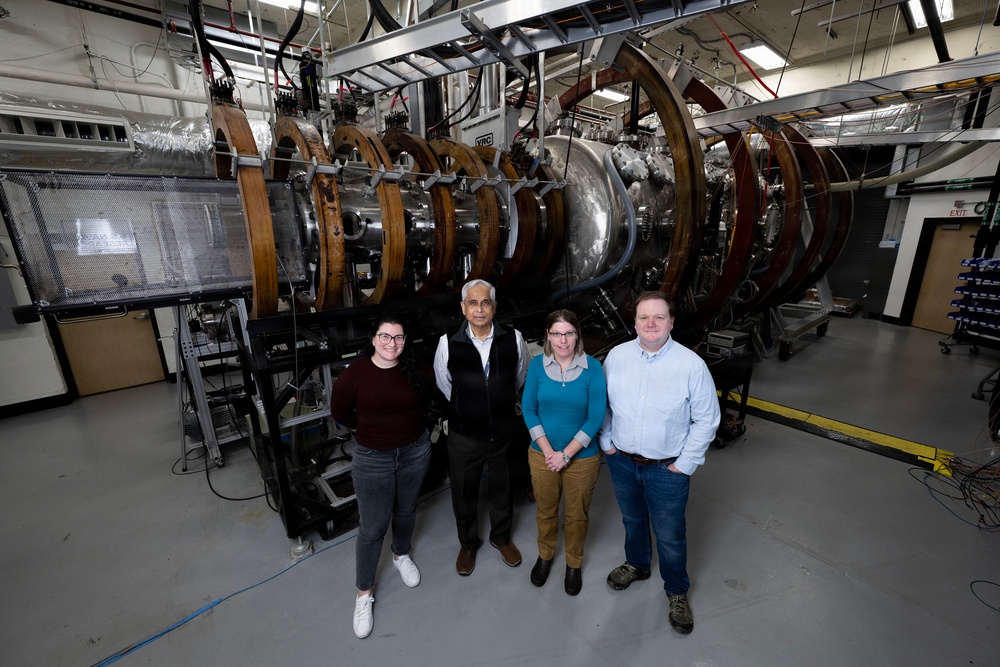 NRL Scientists Uncover Electric Field Link That Triggers Magnetic Reconnection in Space