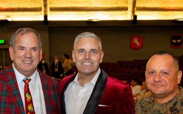 Bells Will Be Ringing!: MCAS Miramar hosts the San Diego Symphony for the Holidays