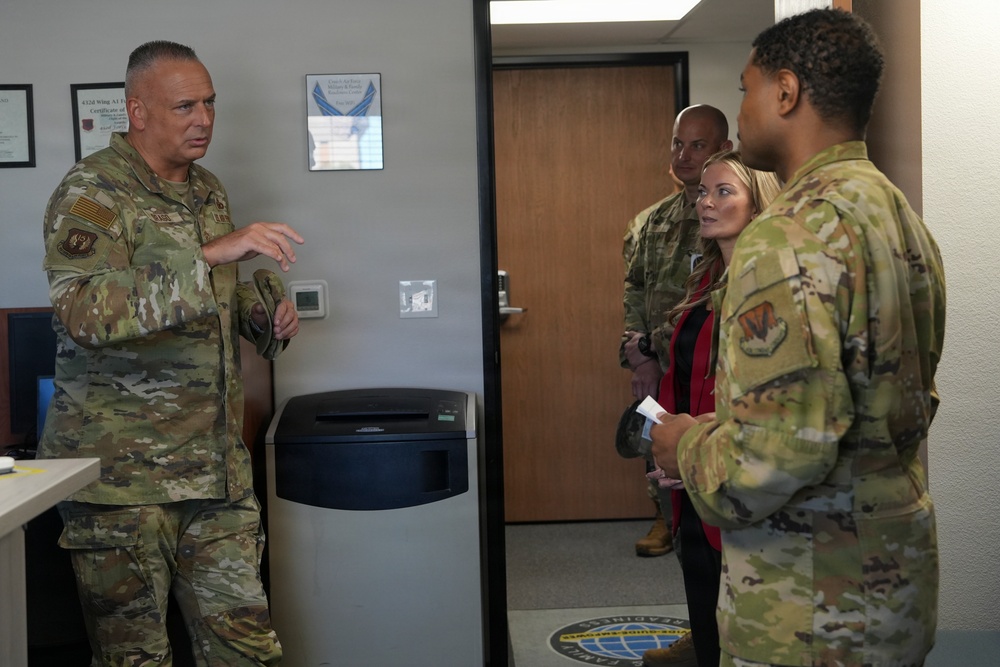 15th Air Force command visits 432nd Wing/432nd Air Expeditionary Wing