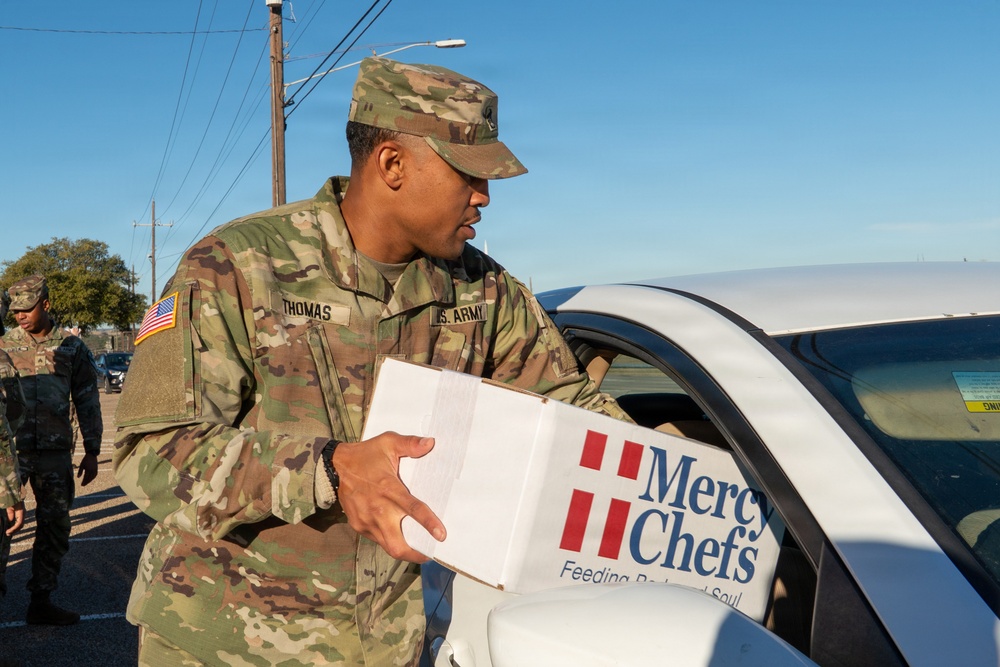 Troopers and Mercy Chefs deliver holiday cheer