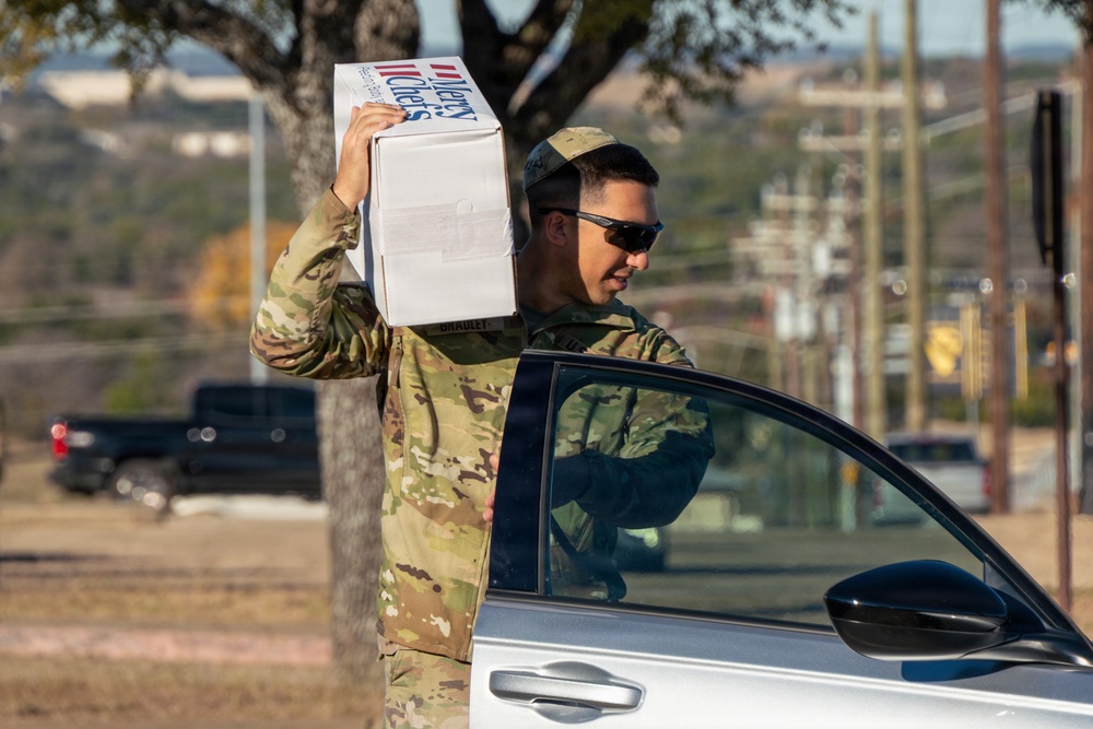 Troopers and Mercy Chefs deliver holiday cheer