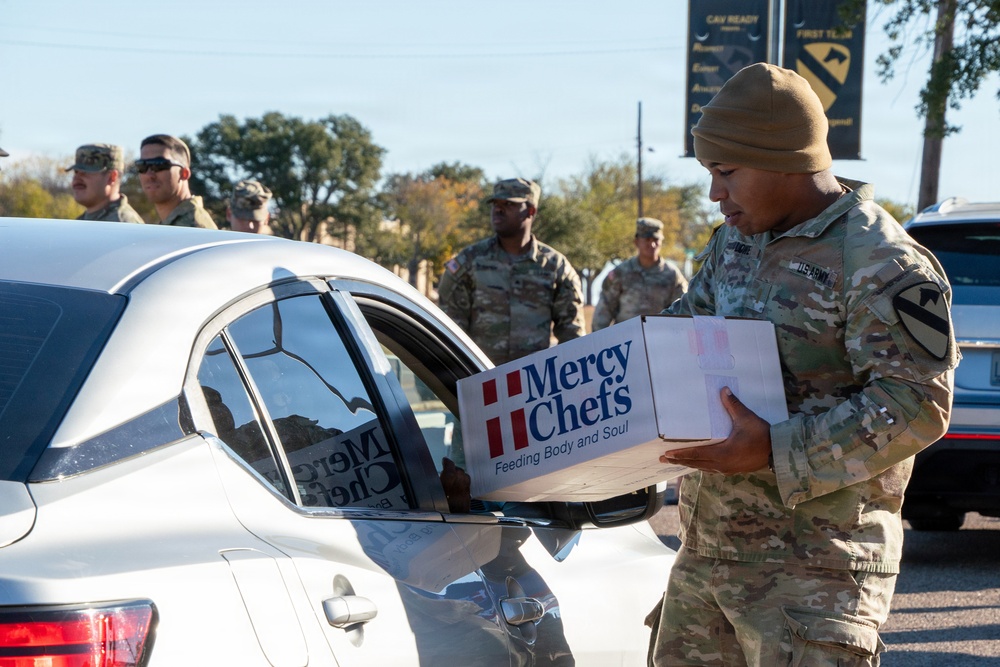 Troopers and Mercy Chefs deliver holiday cheer