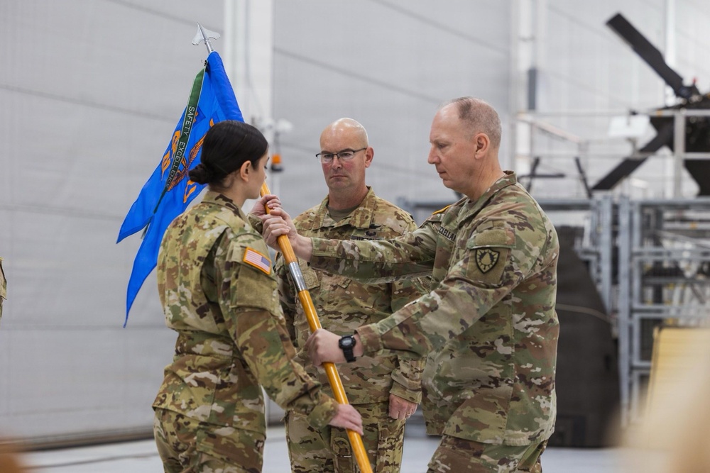 A Father’s Legacy Takes Flight: Maine Guardsman Hands Command to His Daughter