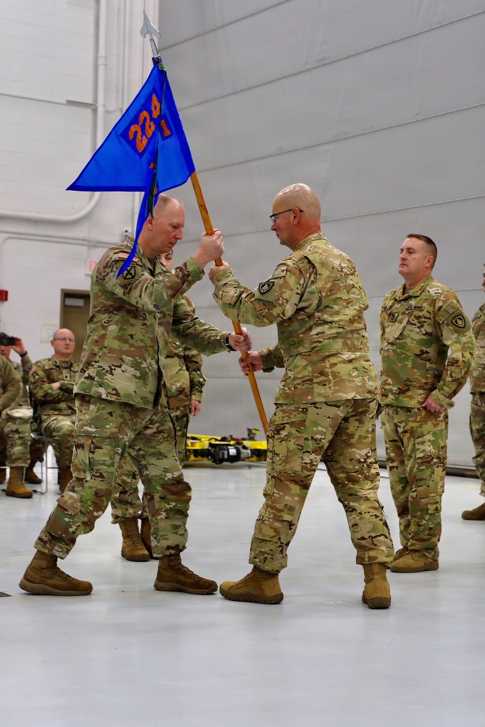 A Father’s Legacy Takes Flight: Maine Guardsman Hands Command to His Daughter