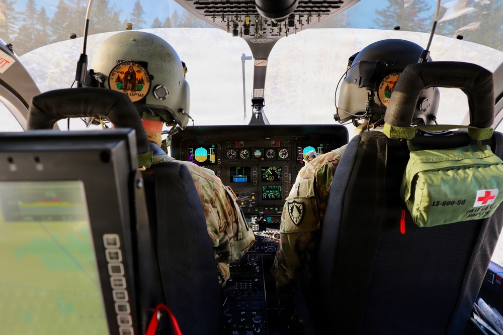 A Father’s Legacy Takes Flight: Maine Guardsman Hands Command to His Daughter