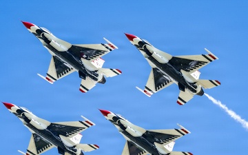 Thunderbirds at the 2025 Dayton Airshow