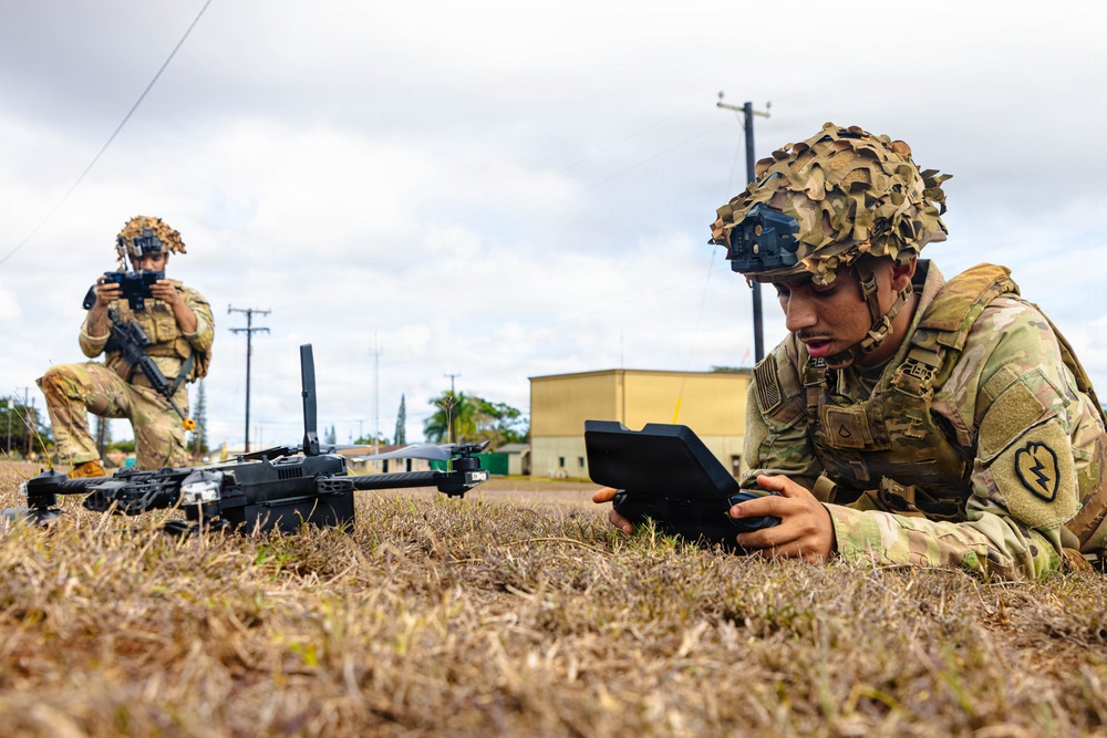 25th Infantry Division Highlights Future with Tropics Lighting Drone Comptition