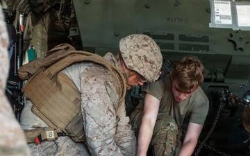 1st Bn., 11th Marines conduct HIRAIN during Steel Knight 25