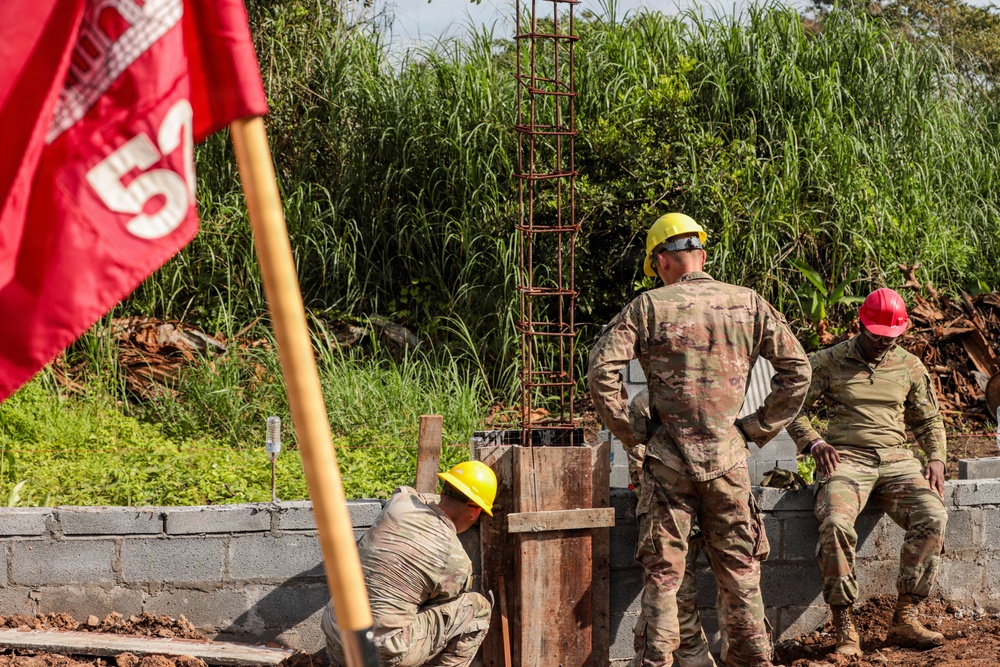 3rd Infantry Division Engineers Construct New Buildings with Panamanian Security Services