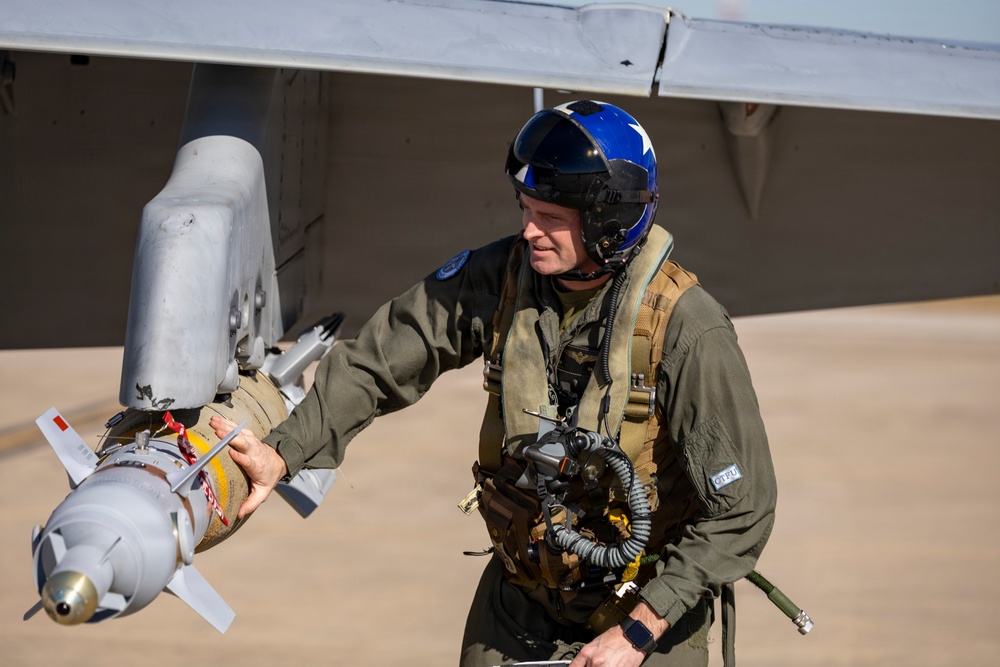 VMFA-112 Conduct Close-Air-Support Training