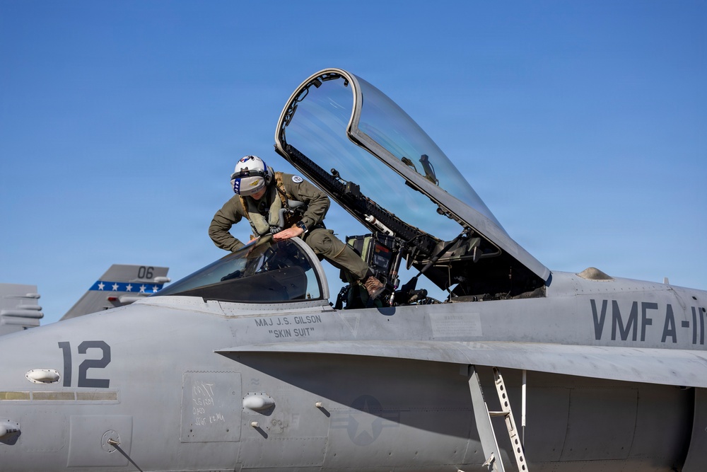 VMFA-112 Conduct Close-Air-Support Training