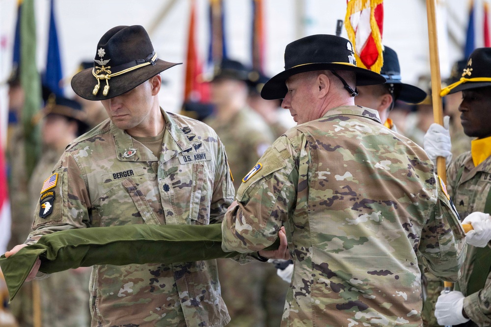 4th Squadron, 6th Cavalry Regiment cases colors at Gray Army Airfield