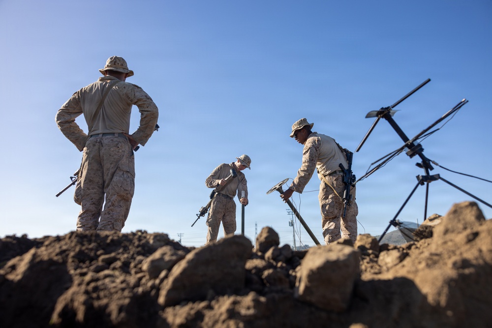 CLB-5 Marines establish combat operations center in newly completed bunker