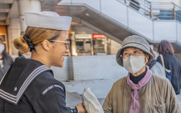 CFAY joins Yokosuka’s Year-End Traffic Safety Campaign