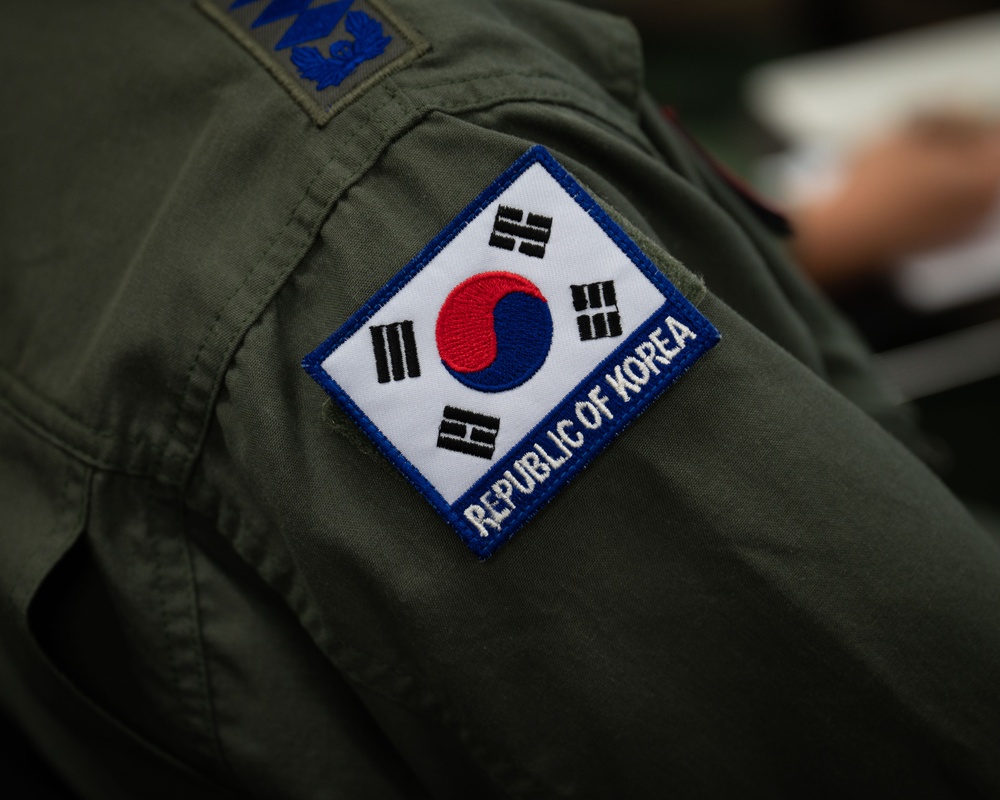 Briefed,Ready: US, ROKAF Aircrews Unite for OCD25 Operations