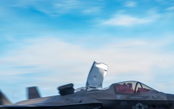 Tripoli Expeditionary Strike Group operates in 7th Fleet