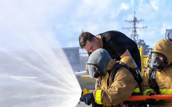 USS Jefferson City (SSN 759) conducts damage control training