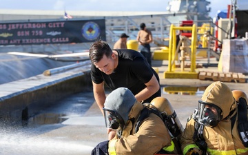 USS Jefferson City (SSN 759) conducts damage control training
